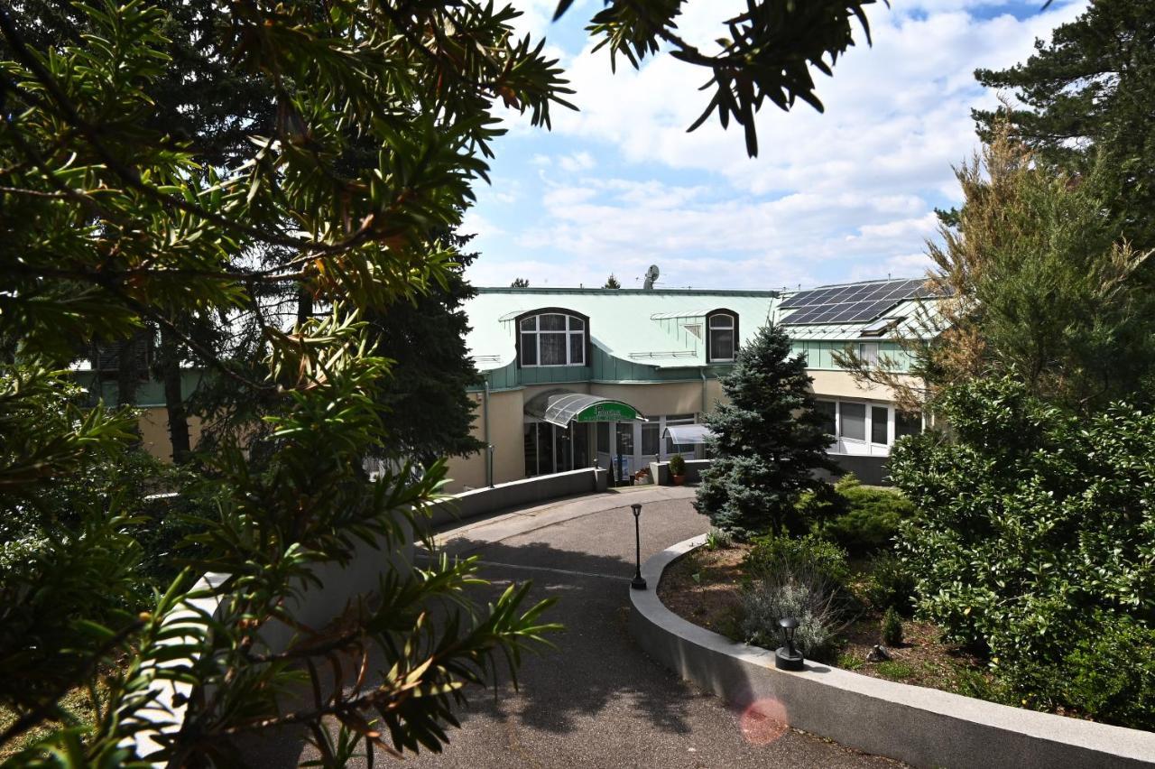 Panorama Hotel Noszvaj Eksteriør bilde