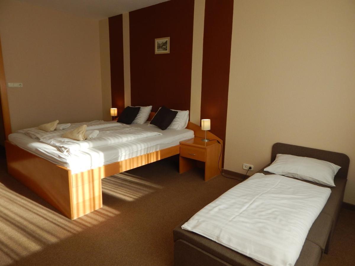 Panorama Hotel Noszvaj Eksteriør bilde