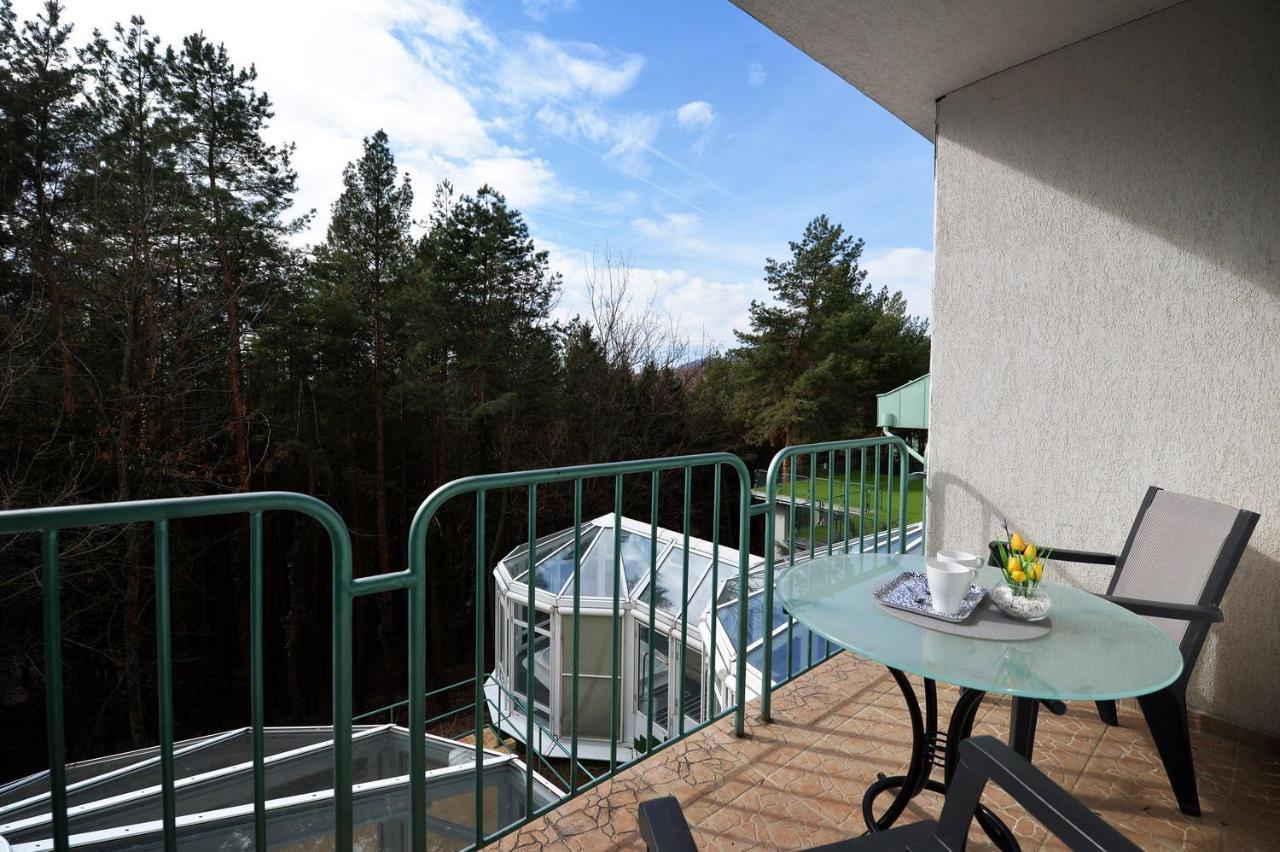 Panorama Hotel Noszvaj Eksteriør bilde