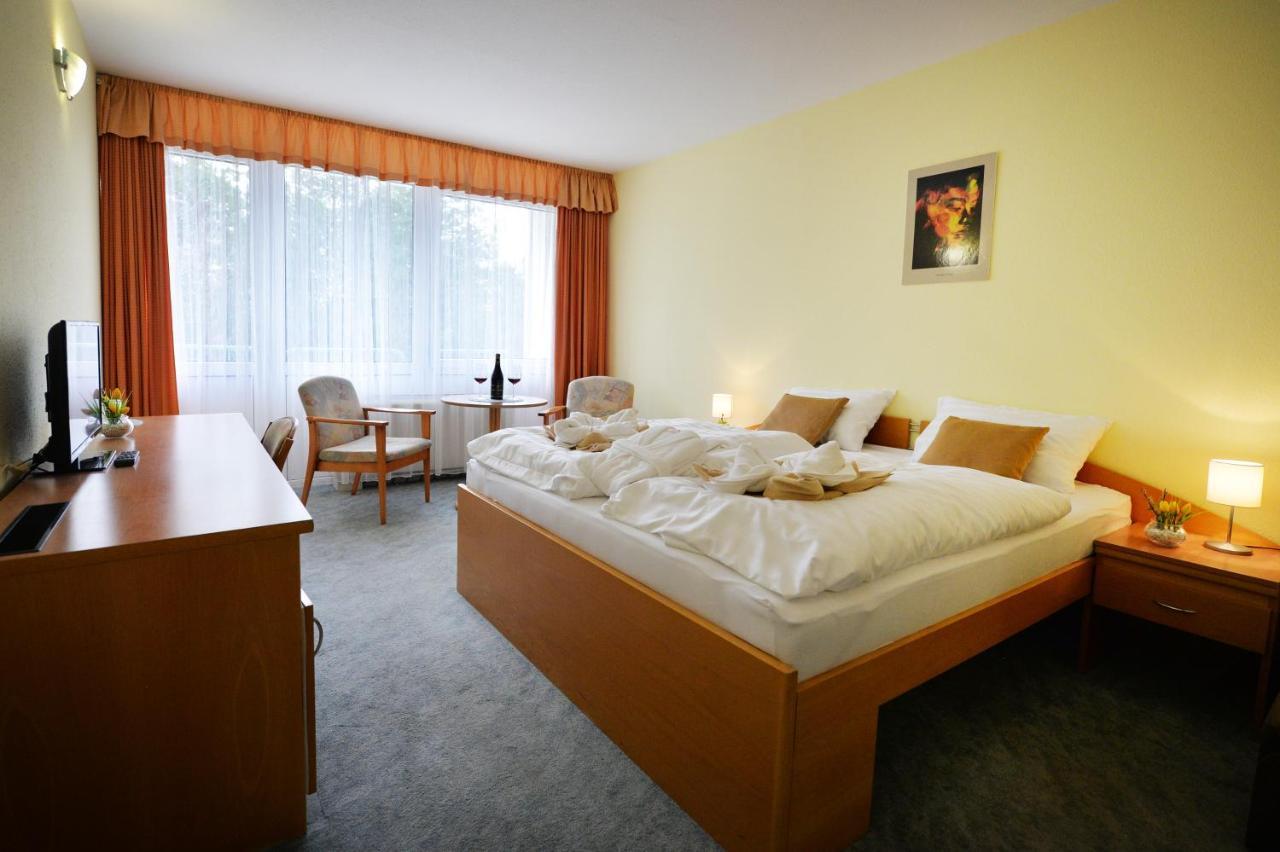 Panorama Hotel Noszvaj Eksteriør bilde