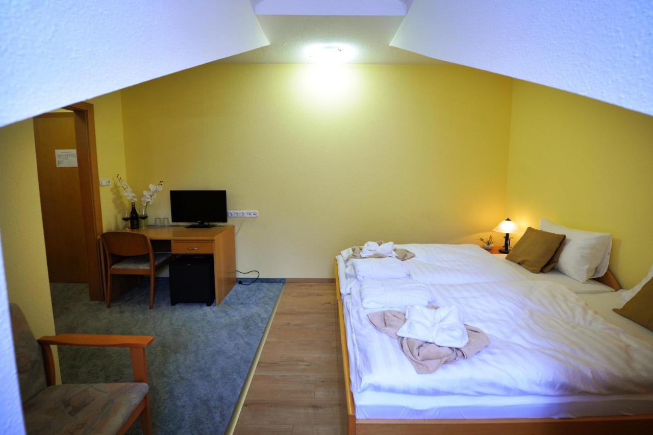 Panorama Hotel Noszvaj Eksteriør bilde